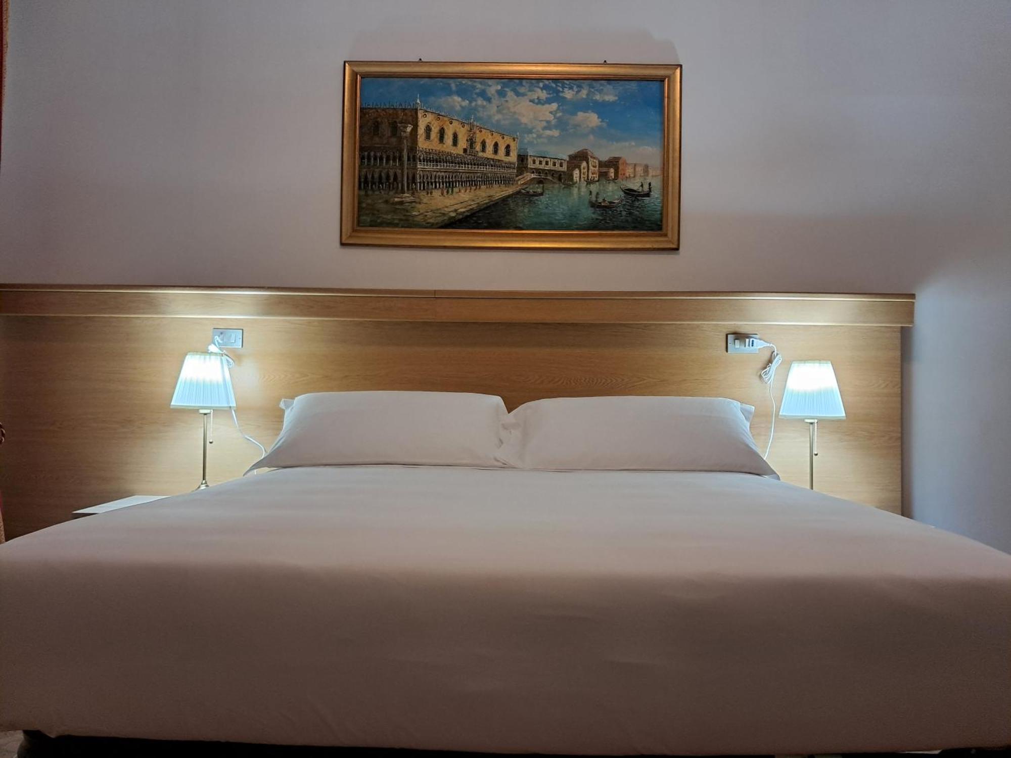 Hotel Tito 2 ميستر المظهر الخارجي الصورة
