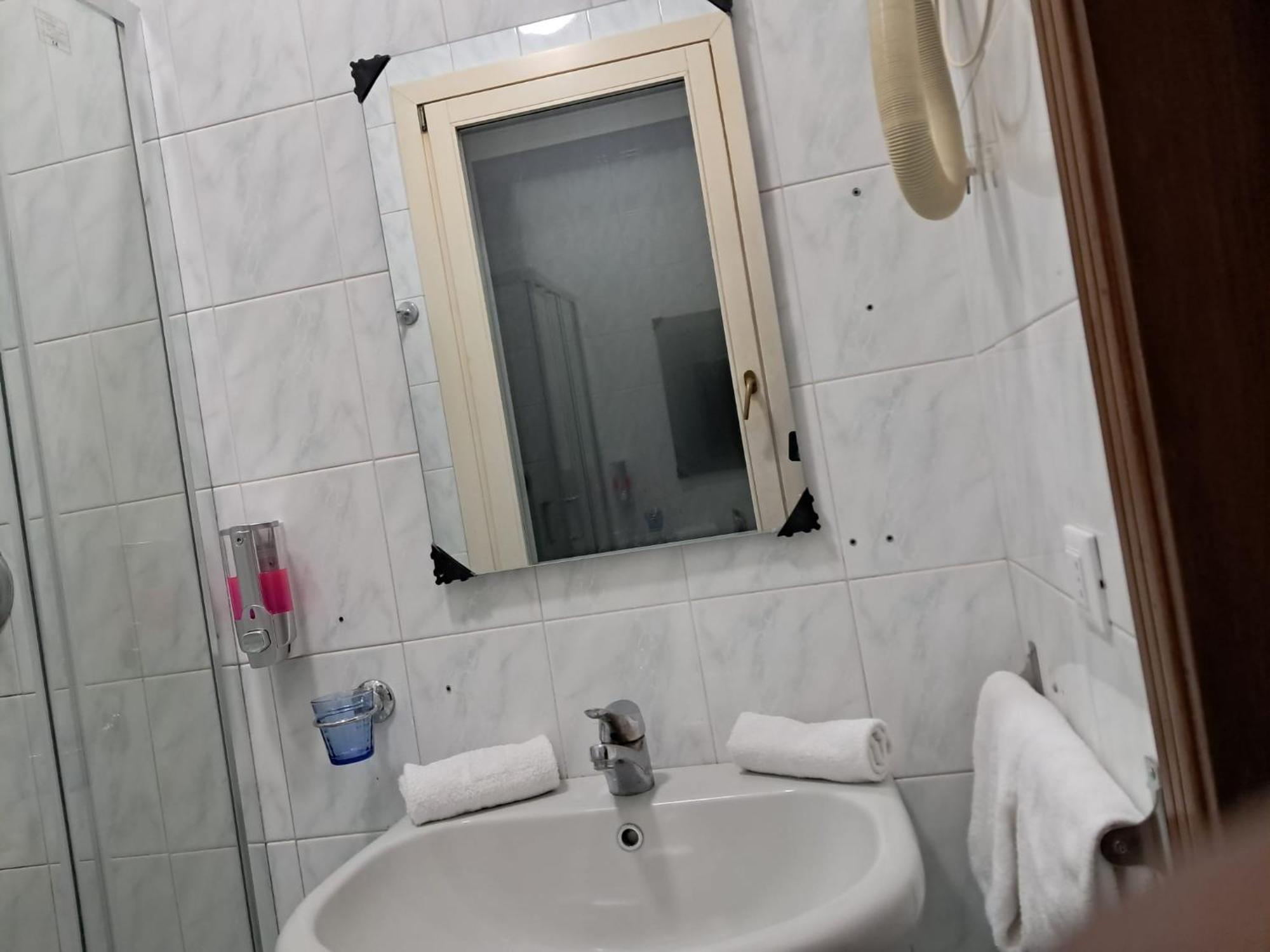 Hotel Tito 2 ميستر المظهر الخارجي الصورة
